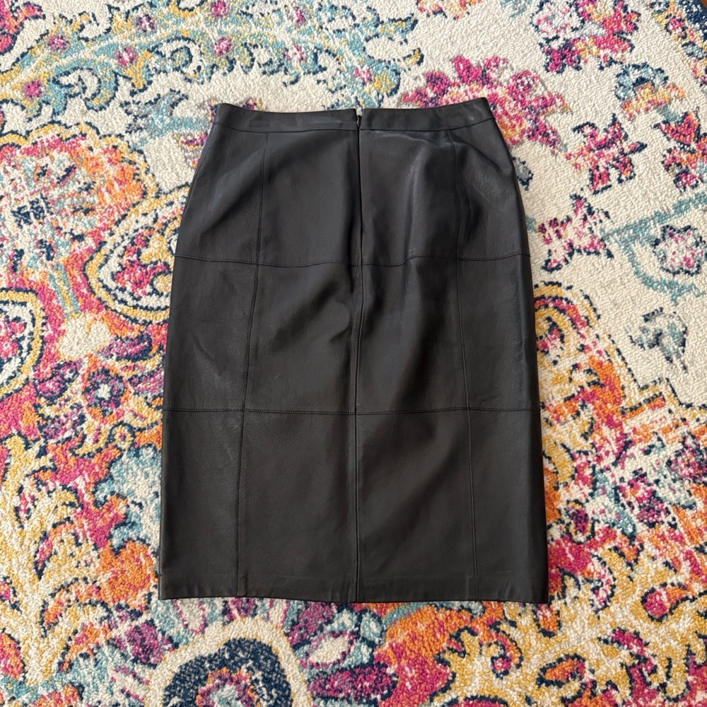 White House Black Market Black Pencil Skirt